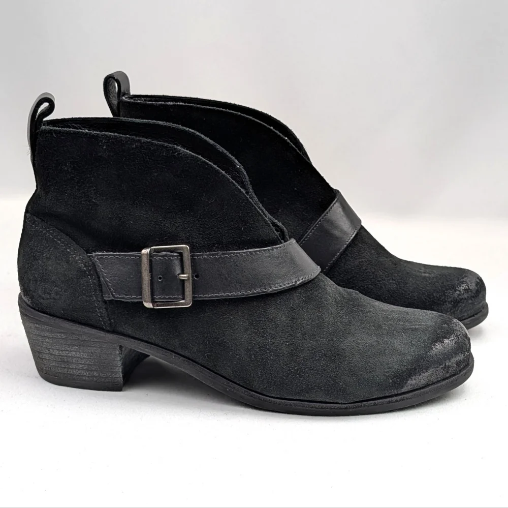 UGG Wright Ankle Boots Suede & Leather Belted Buckle Block Heel Pull On Black 8